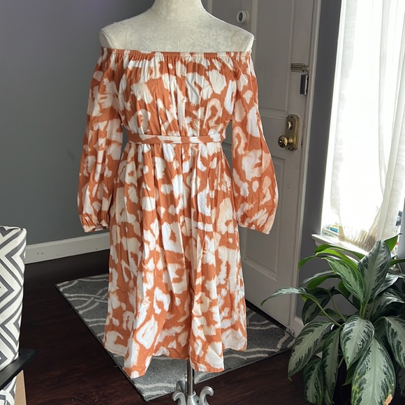 Elizabeth and James Tie Dye Shift Dress - Picture 3 of 9